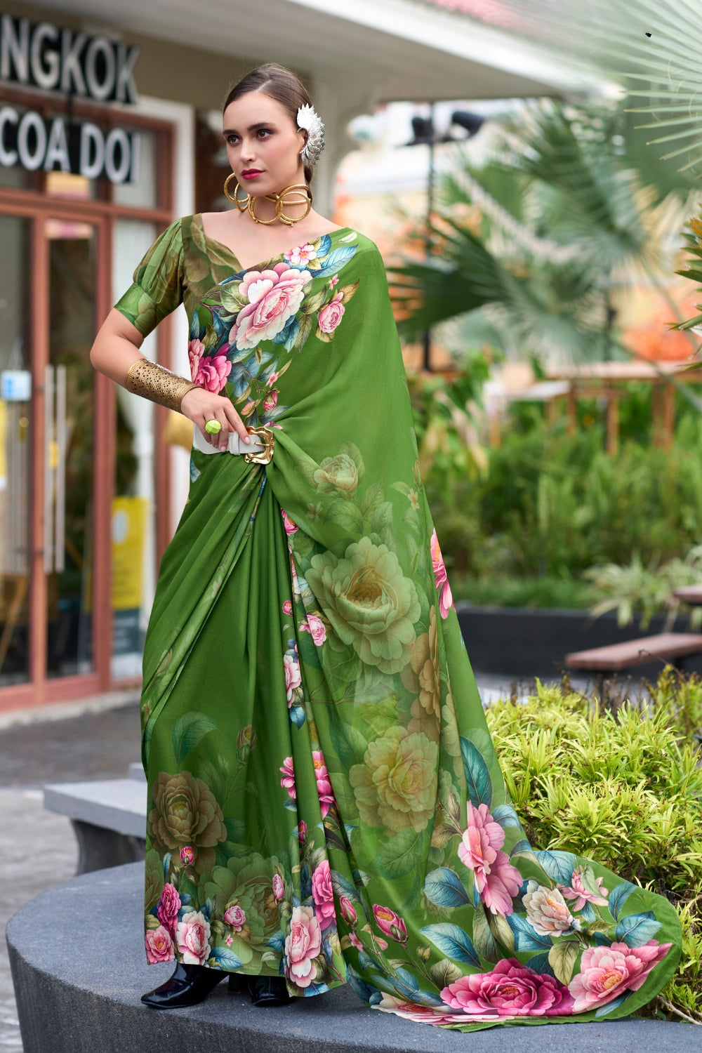 Green Pure Georgette Saree With Exclusive Print Saree