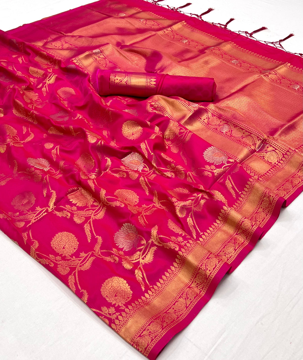 Coral Pink Kanjivaram Saree