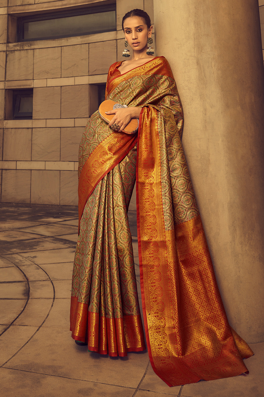 Multicolor Banarasi Silk Saree With Blouse Piece