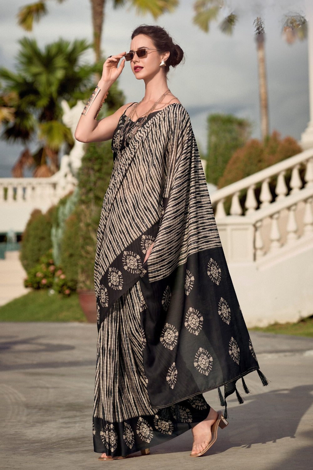 Black Pure Mal Mal Silk Saree